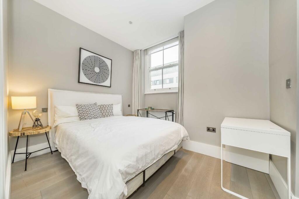 Apartment in London - View 5