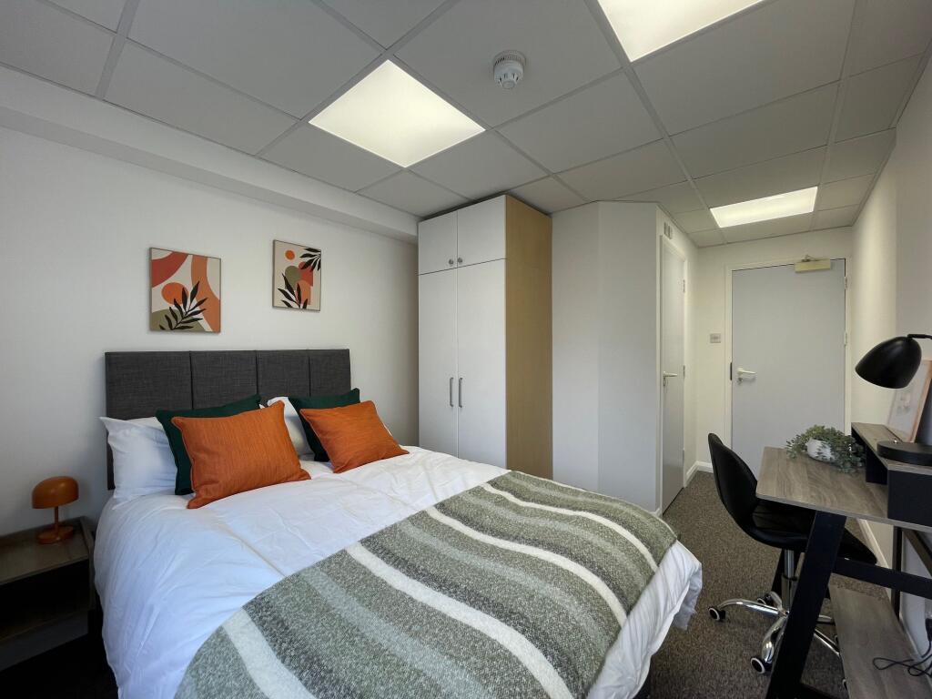 Main image of property: Wilbury Villas - P2043S45