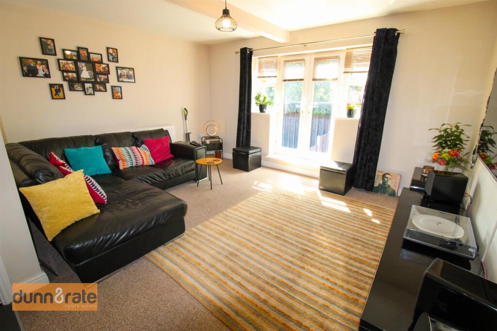 House in Stoke-on-Trent - View 5