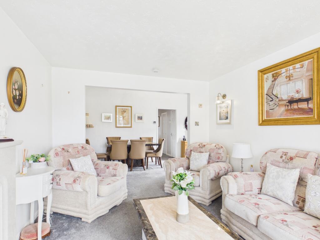 Rose Hill Road, Ashton-under-Lyne, OL6 8YG photo 3