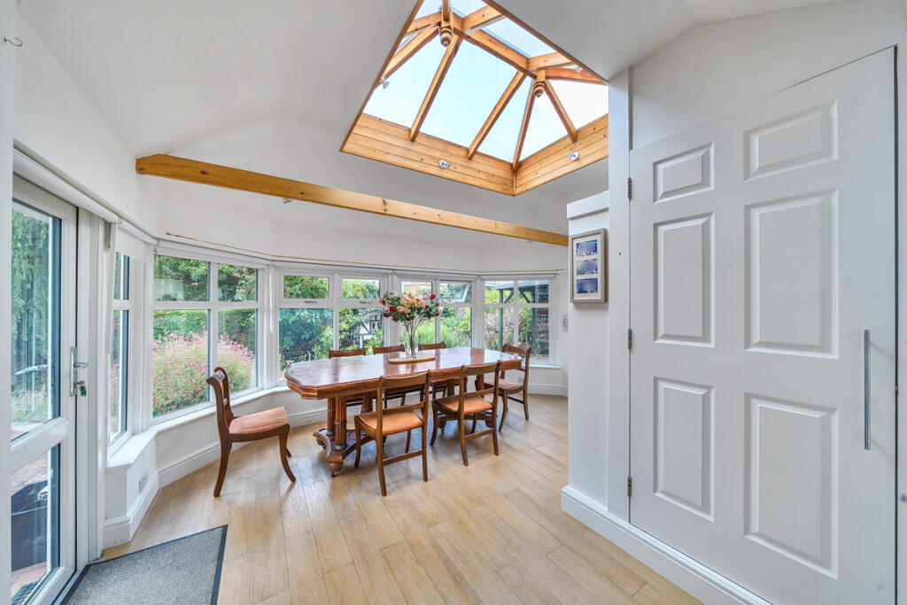 House in Harrow - More