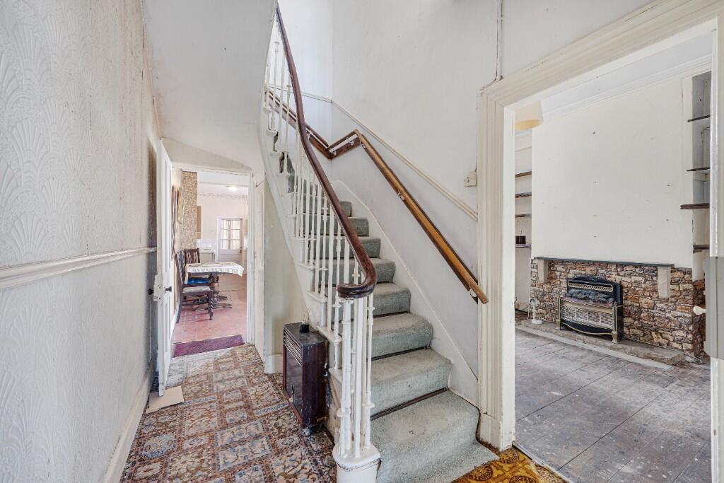 House in Oakfield Terrace, Ellesmere Port - View 3