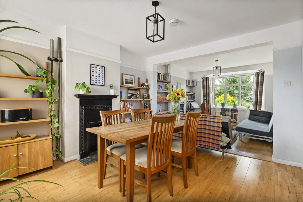 House in Cambridge - More