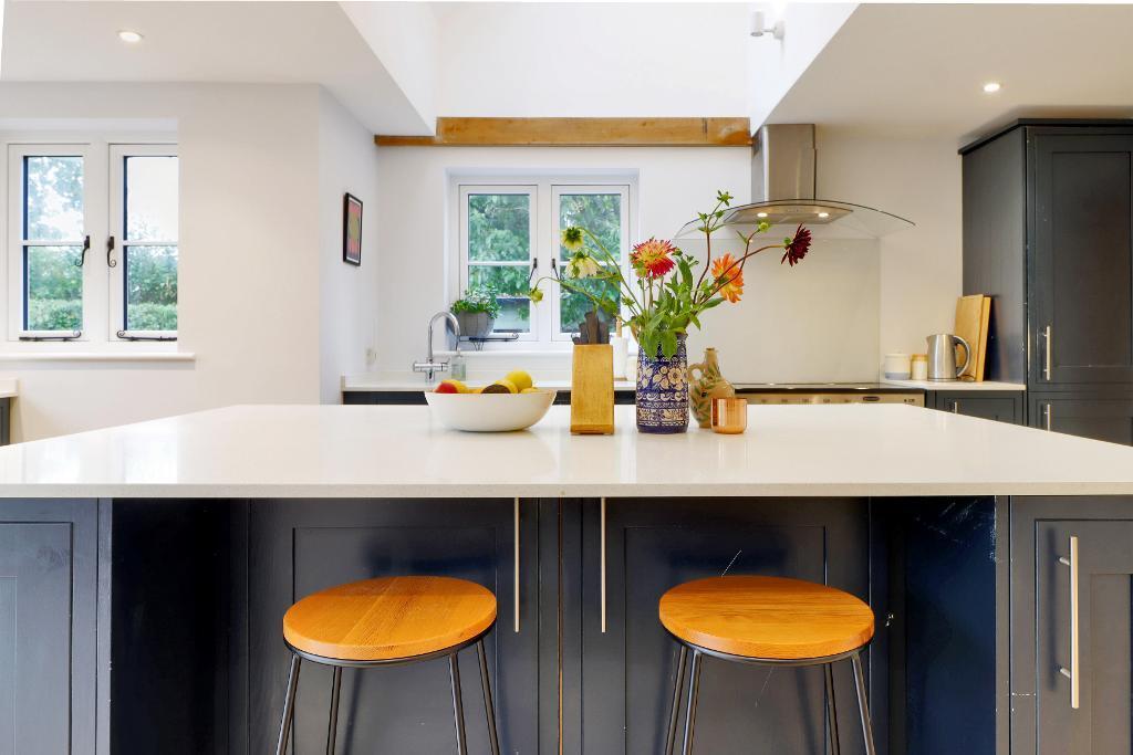House in Tunbridge Wells, Horsmonden - View 5