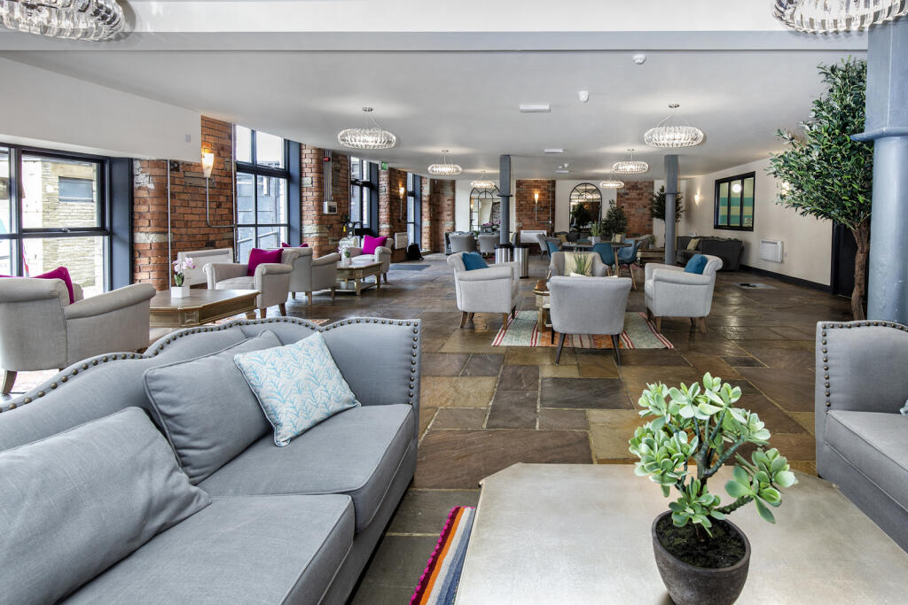 Apartment in Wakefield - More