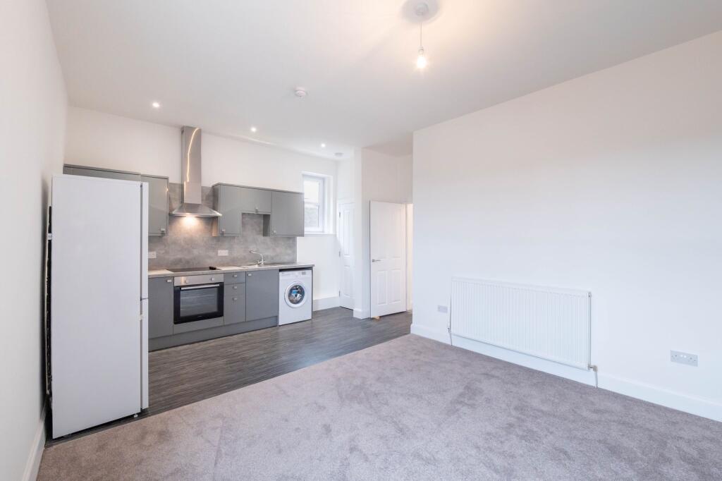 Apartment in Broxburn, West Lothian - View 3