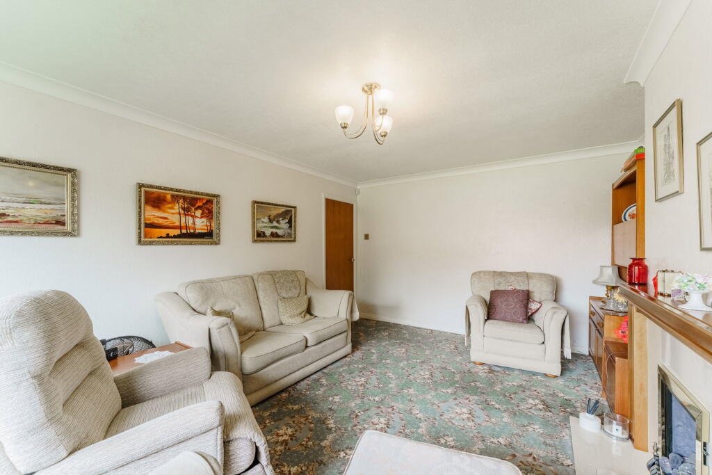 Lynton Close, Brayton, Selby, YO8 9ED photo 4