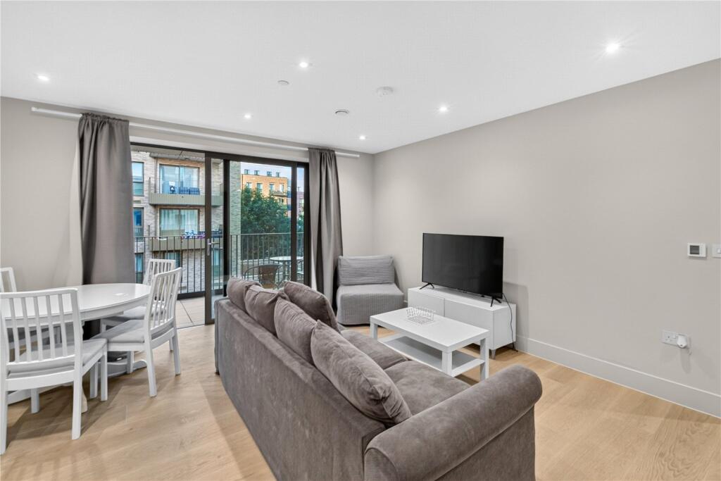 Main image of property: Crompton Street, London, W2