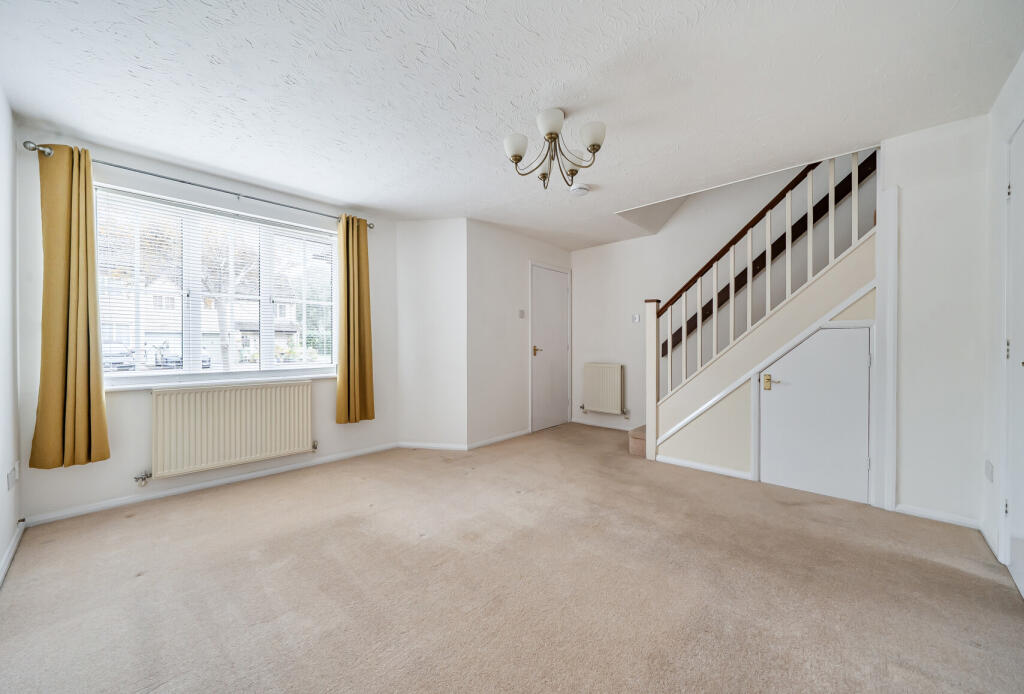 House in Cheltenham, The Cleevelands, Bishop's Cleeve - View 4
