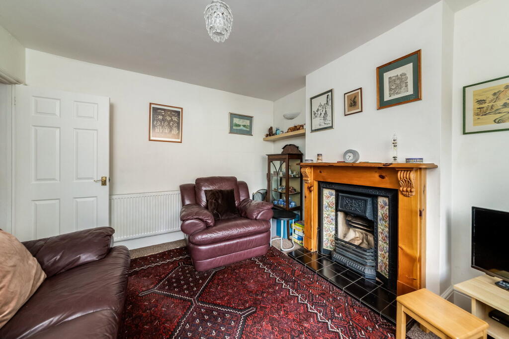 House in Cherwell, Bloxham - More
