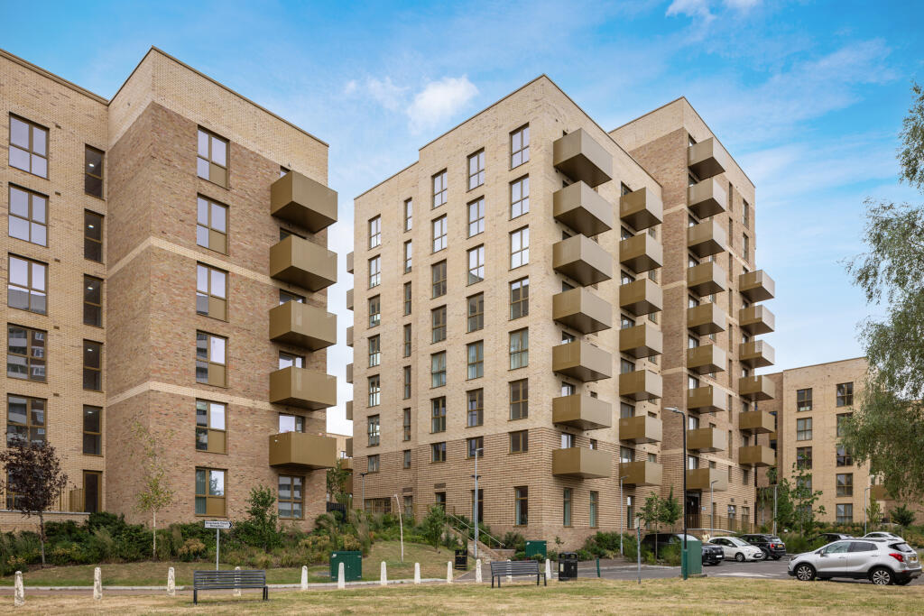 Main image of property: Park Rise, Sunrise Avenue, Hornchurch, Havering