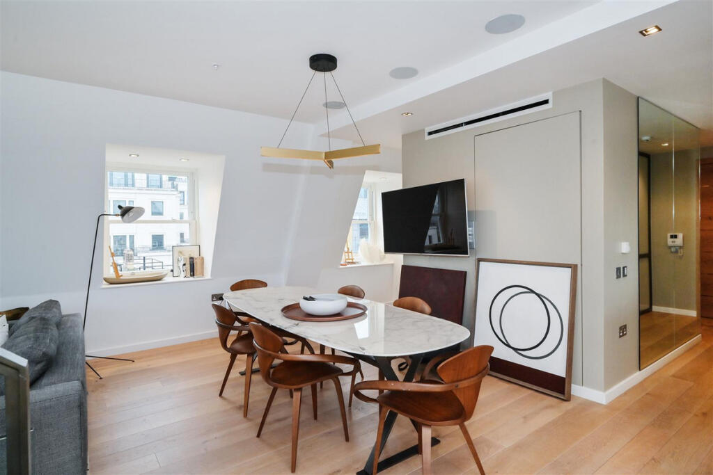 Apartment in London - View 3