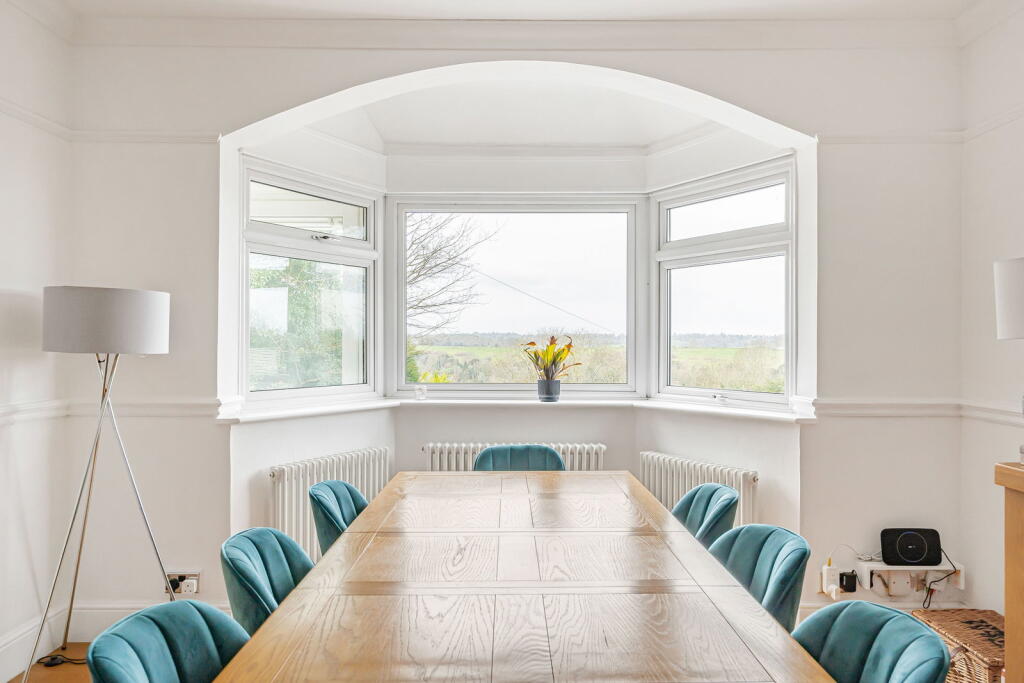 Bradmore Way, Coulsdon, CR5 1PE photo 4