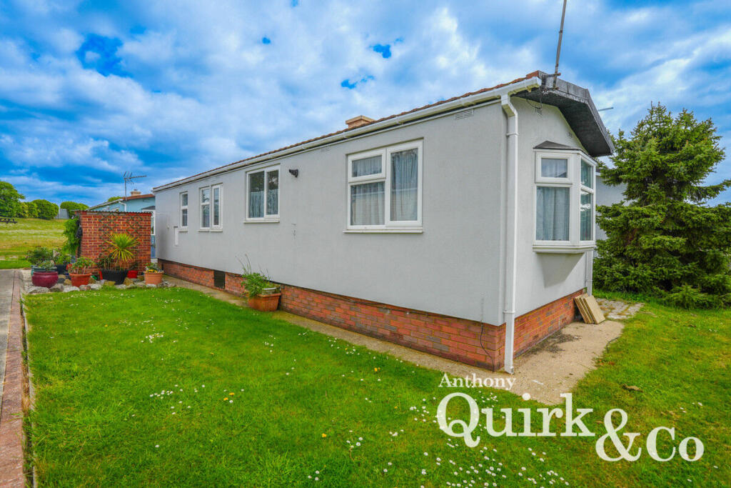 Main image of property: Creek Road, Canvey Island, SS8