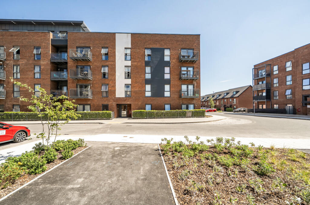 Main image of property: 34 John Thornycroft Road, Woolston, Southampton