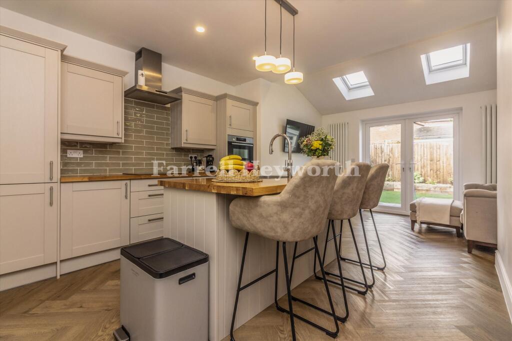 House in Chorley, Knowley - View 2