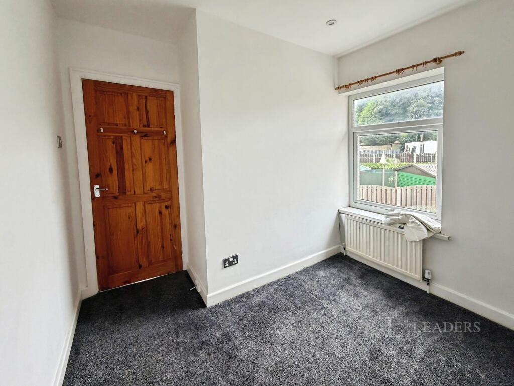 House in Sheffield, Woodthorpe - More