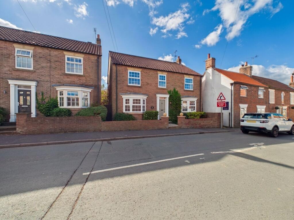 House in York - View 4