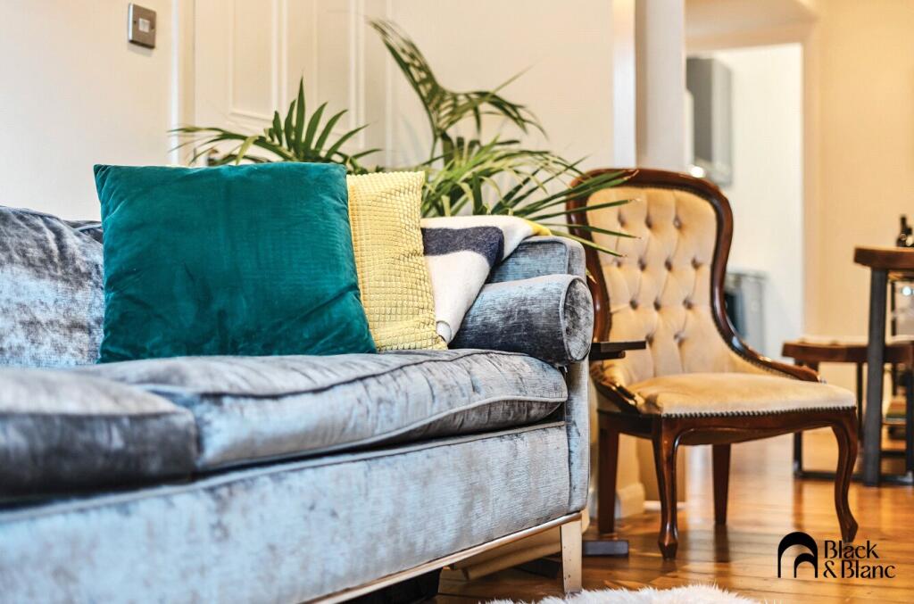 House in London - View 4