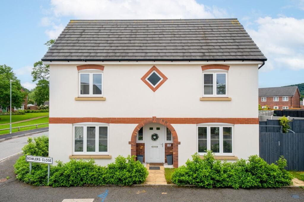 3-bed semi-detached on 1, Bowlers Close, Wellington, TF1, £300,000