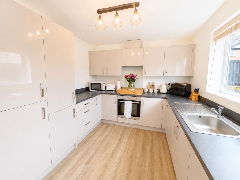 House in Bradford, Allerton Upper Green - View 5
