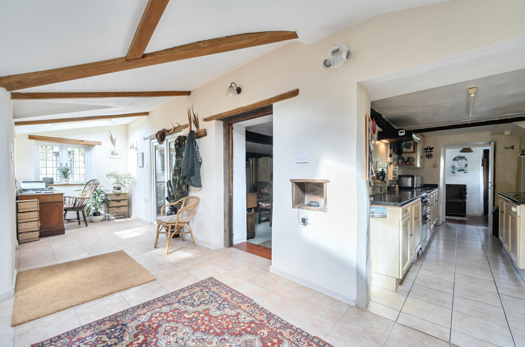 House in Bridgwater, Aisholt, Spaxton - More