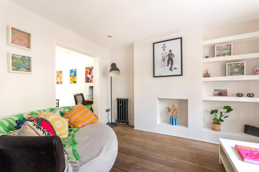 House in Brighton - View 5