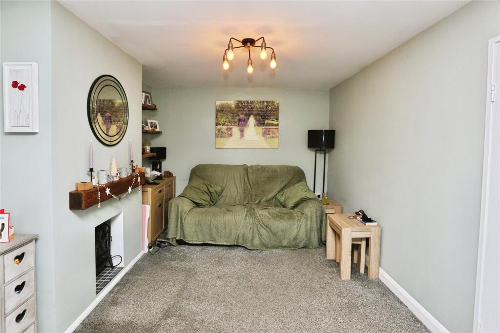 Ransome Close, Titchfield, Hampshire, PO14 - View 6