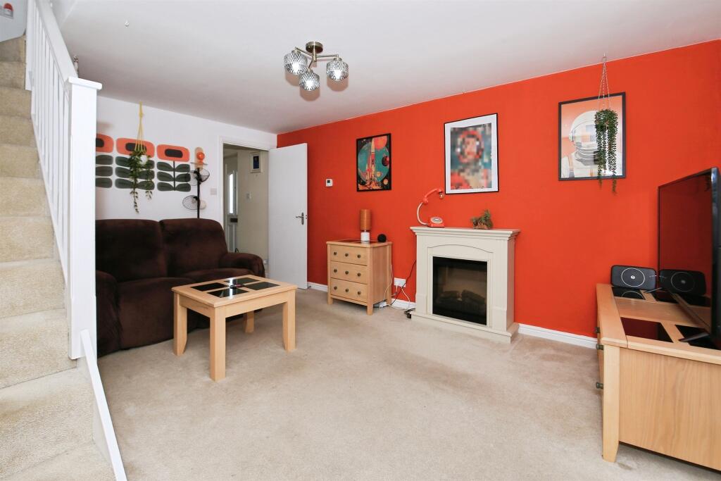 House in Fenland, Whittlesey - More