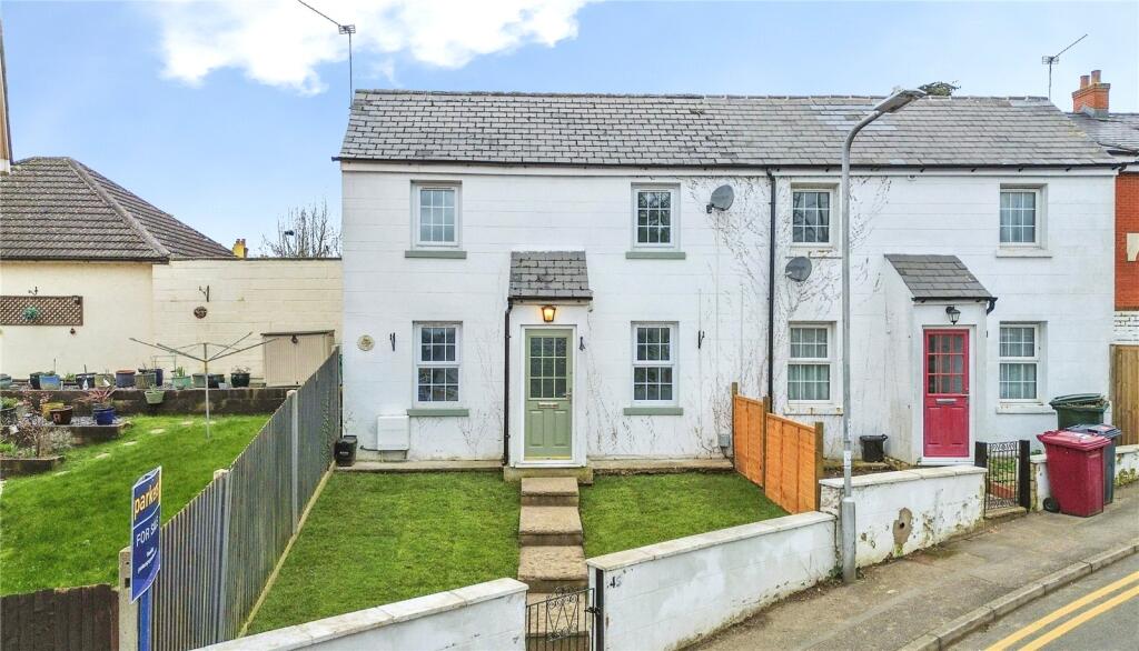 Main image of property: Garnet Hill, Reading, Berkshire, RG1