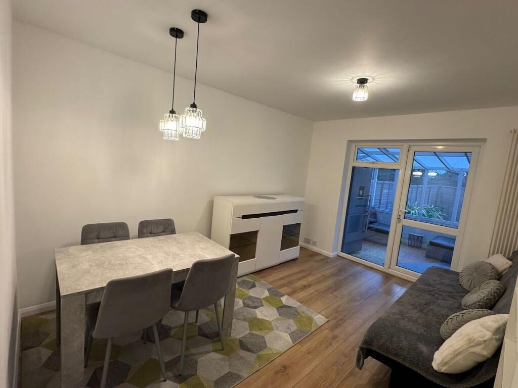 Apartment in London - View 2