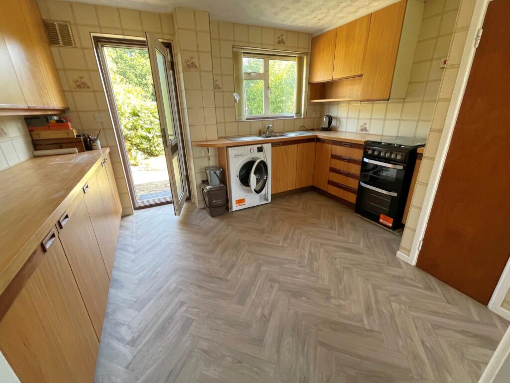 House in Southampton, Netley View, Hythe and Dibden - View 3