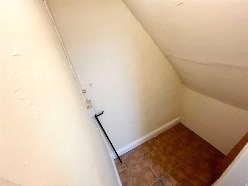 House in Nottingham - View 4