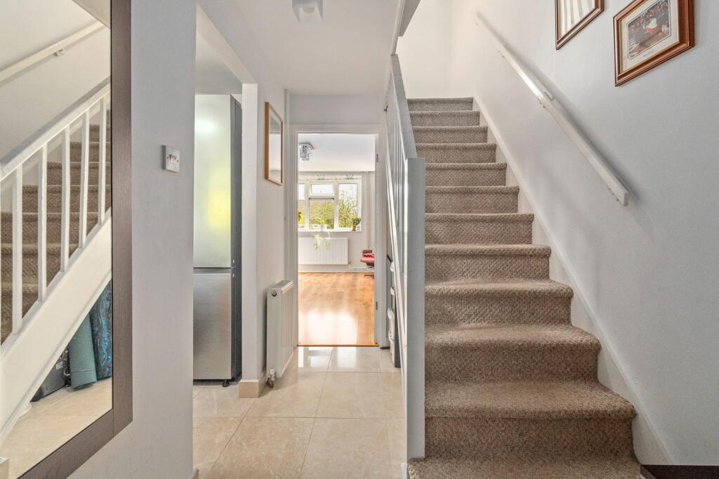 Hawkins Road, Cambridge, CB4 2RD - More