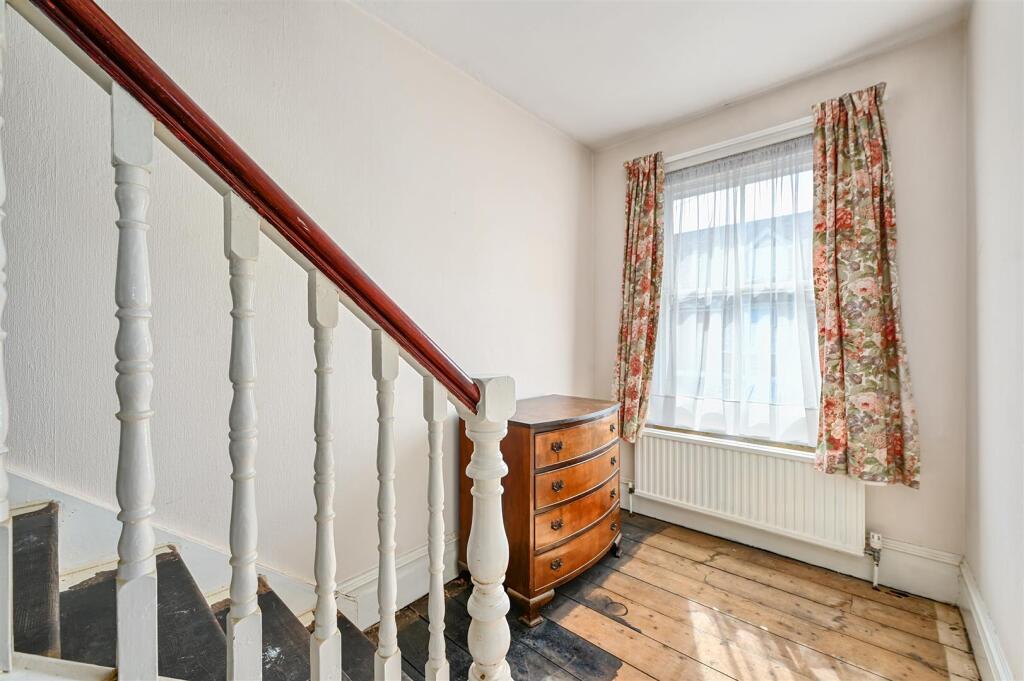 Eagle Road, Rye, East Sussex TN31 7NB – další