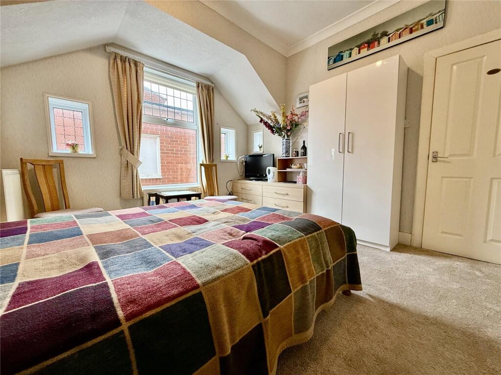 Summerfield Road, Bridlington, East Yorkshire, YO15 photo 3