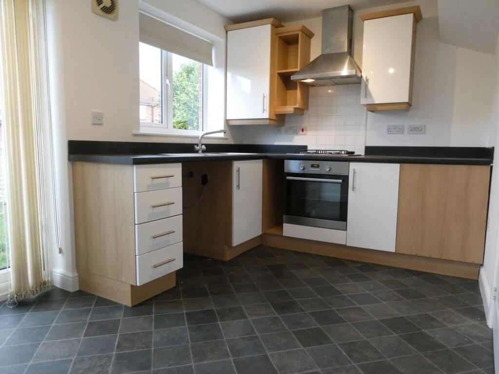 House in Doncaster, South Yorkshire - View 2