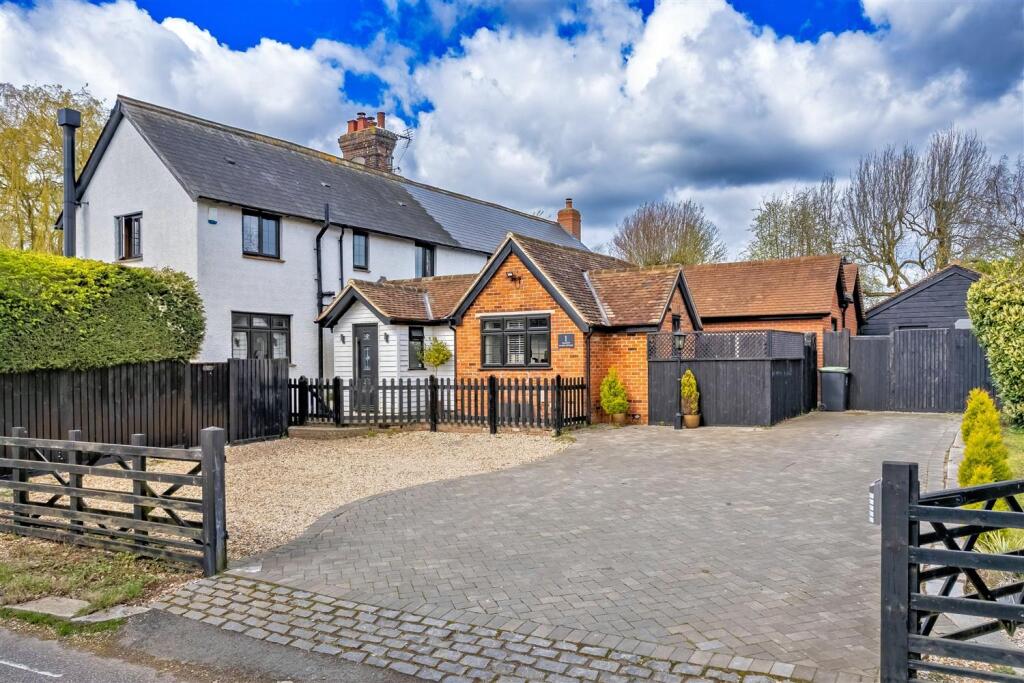 Main image of property: Takleys manor cottage, Epping Upland