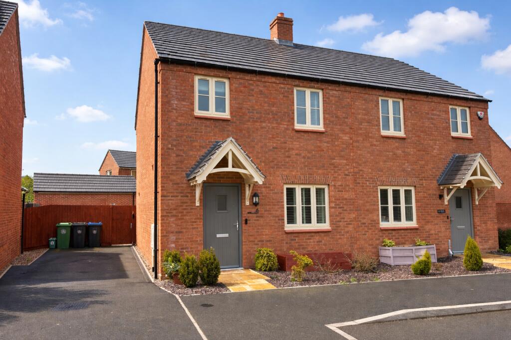 Main image of property: 6 Raleigh Avenue Southam CV47 2PG