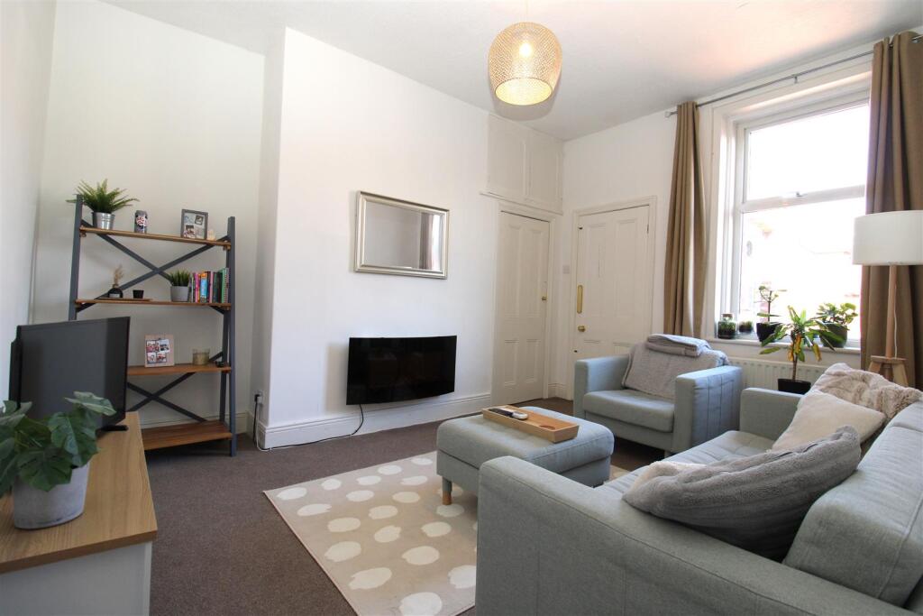 Apartment in North Tyneside, North East - View 2