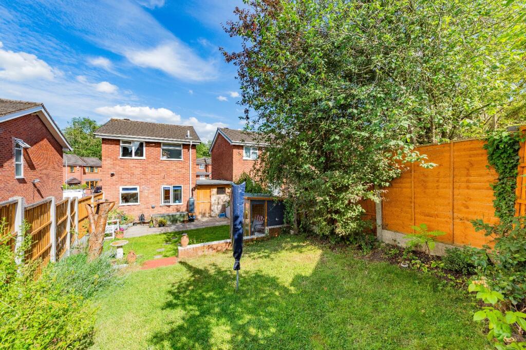 Beckbury Drive, Stirchley, Telford, Shropshire, TF3 1EE photo 4