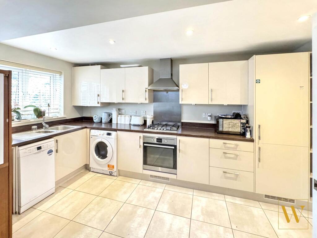 House in South Oxfordshire, Newnham Murren, Crowmarsh - View 4