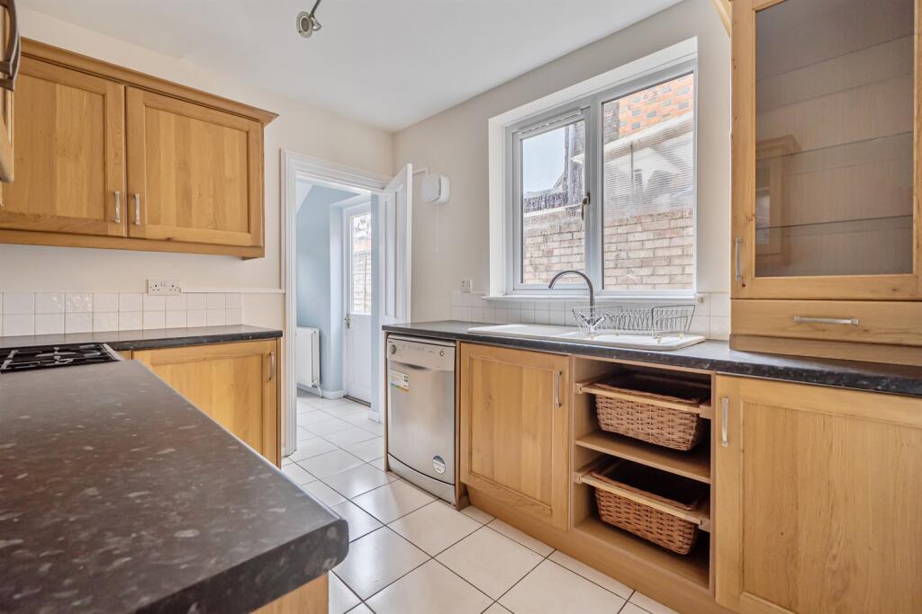 House in Reading - View 4
