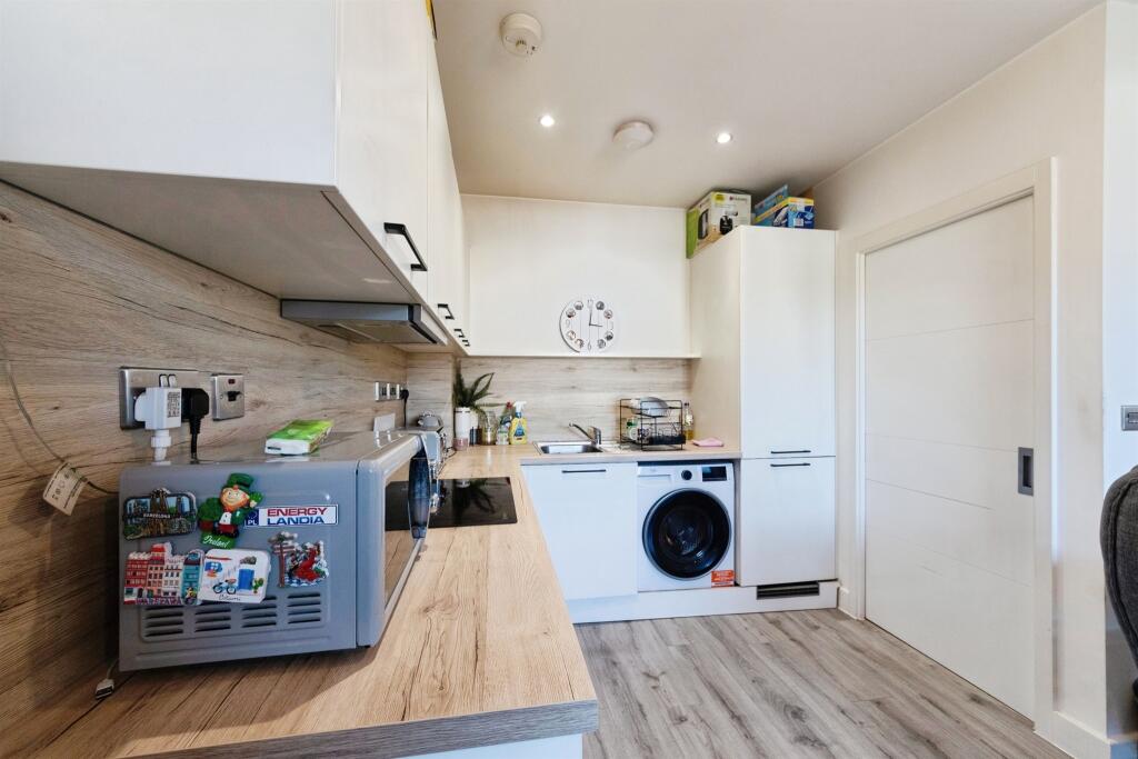 Additional image 11 of Wagon Lane, Birmingham