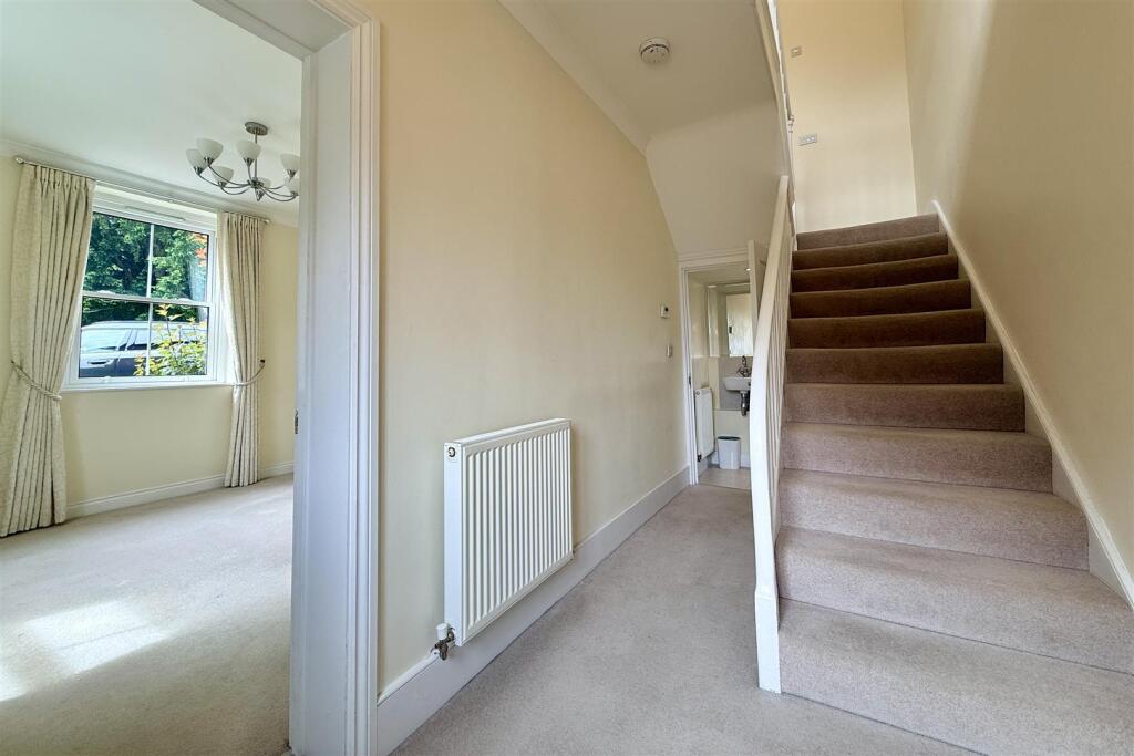Humphris Place, Cheltenham - View 4