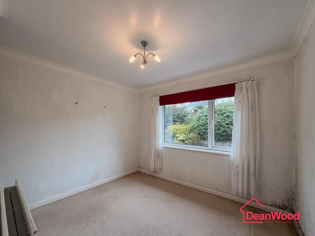 House in Onchan, Middle - View 4
