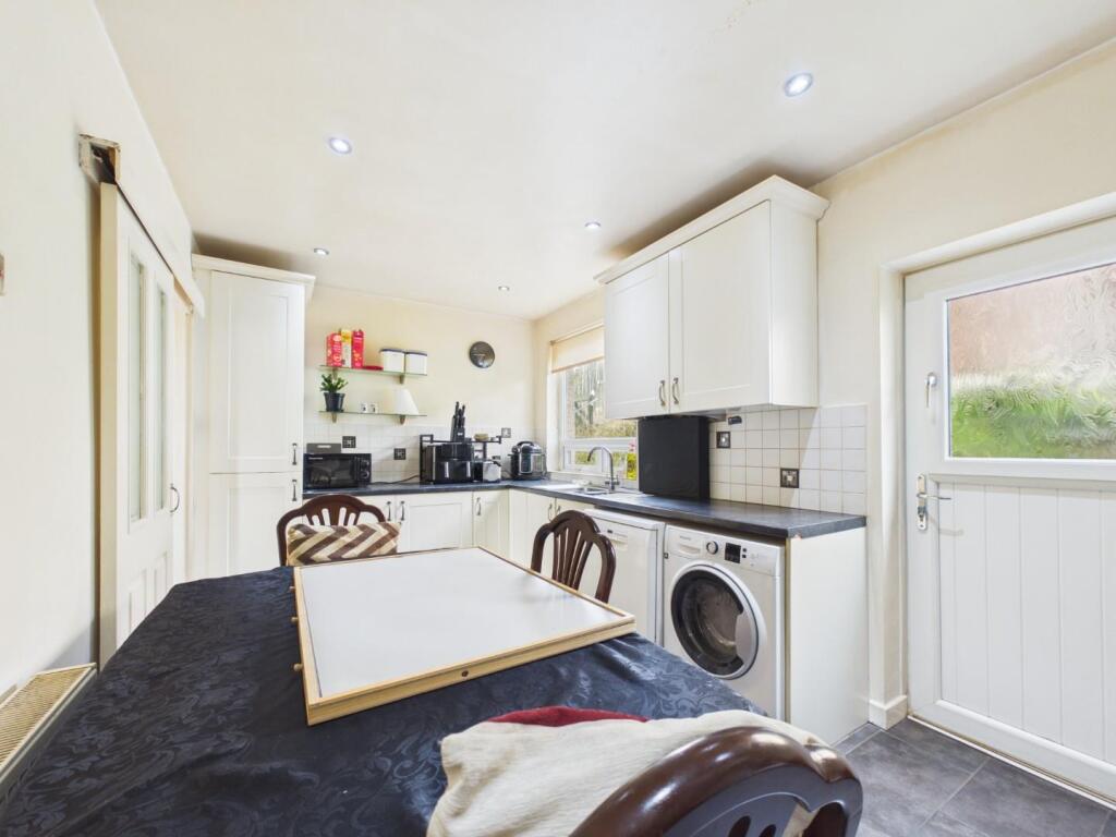 House in Bradford - View 5