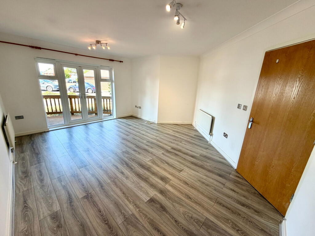 Apartment in Rochester - View 5