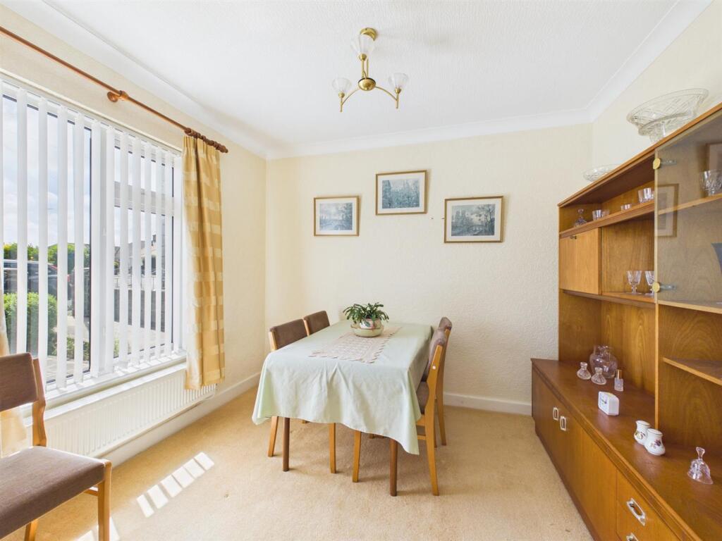 House in Porthcawl, Nottage - View 5