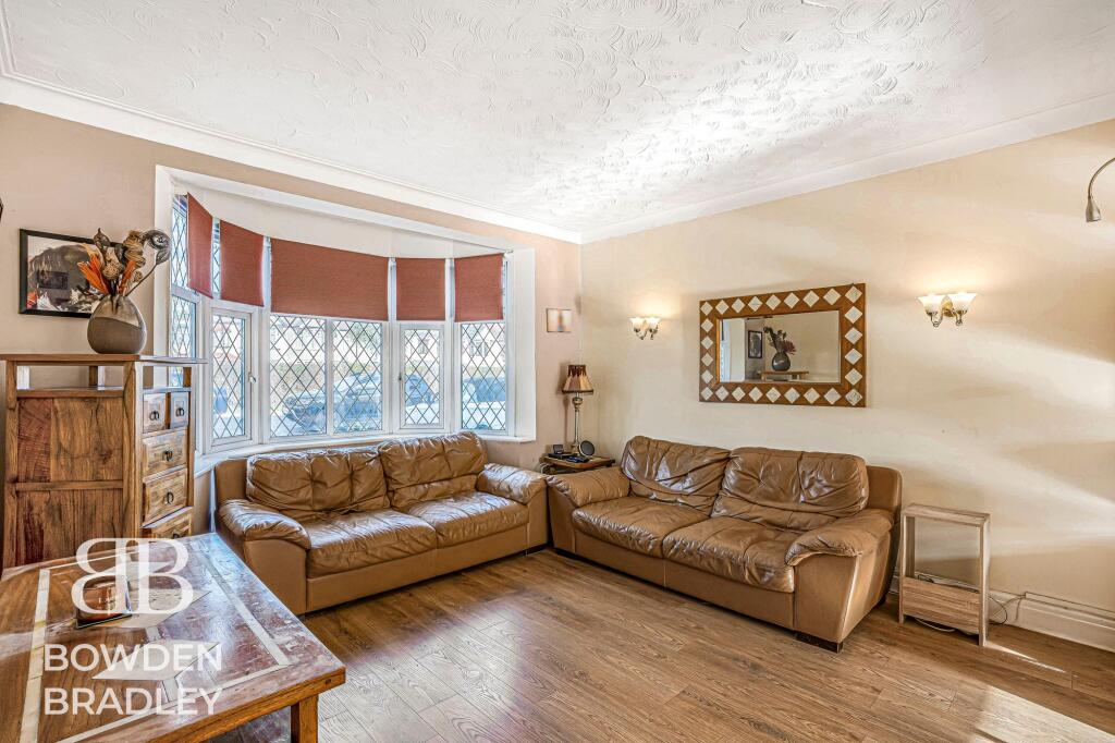 House in London - View 3